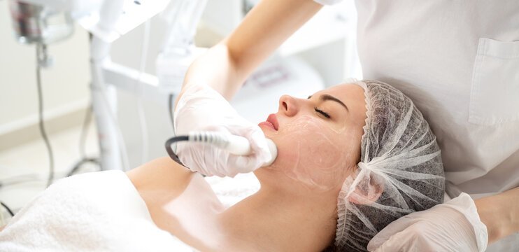 Anti-Aging / Collagen REVIVE Facial