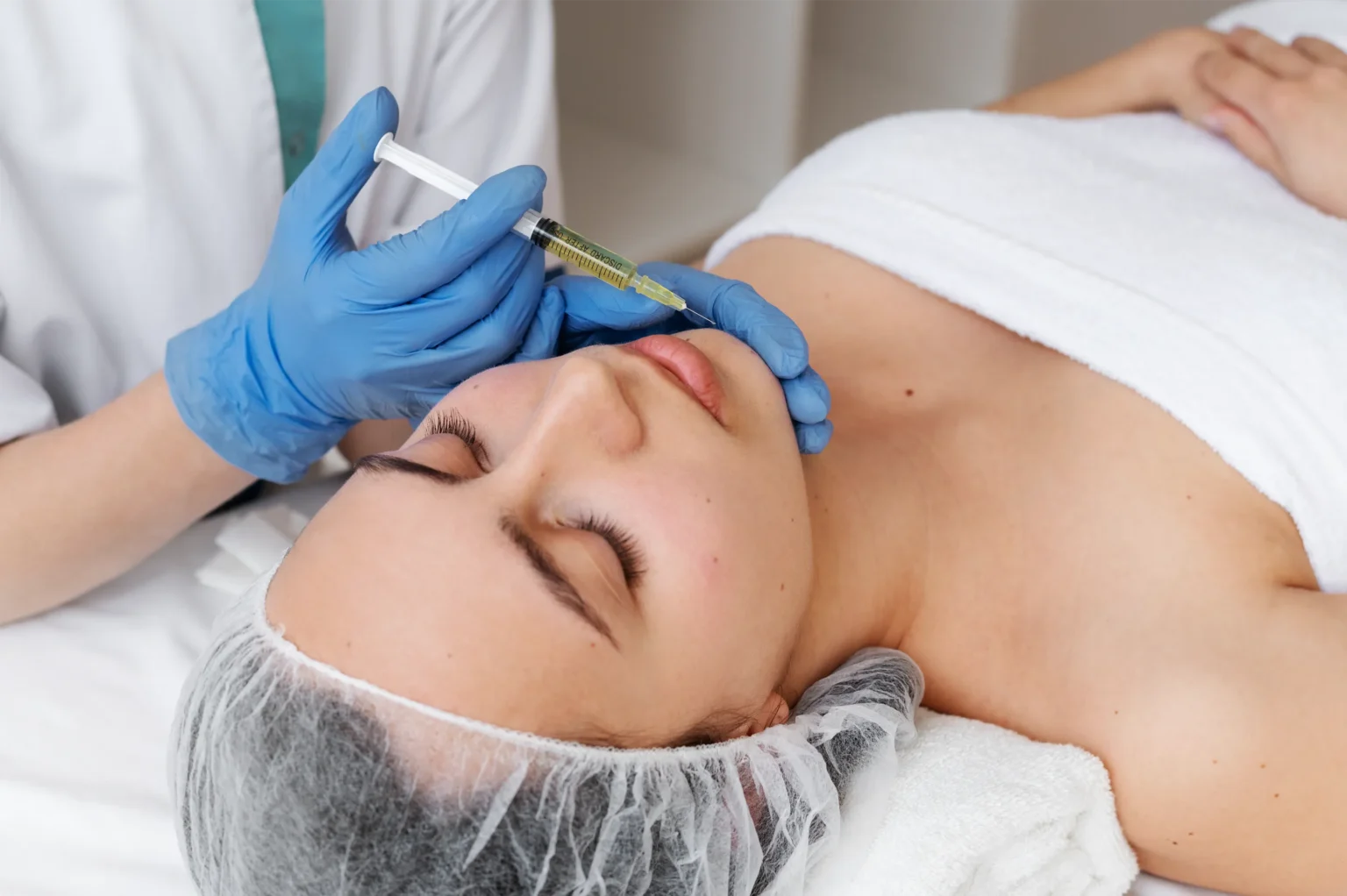Skin Whitening Drip Delhi for Radiant Skin Results